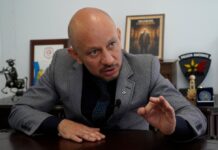 Asamblea Nacional suspende a Andrés Castillo por 30 días por agresiones verbales en el pleno | Política | Noticias