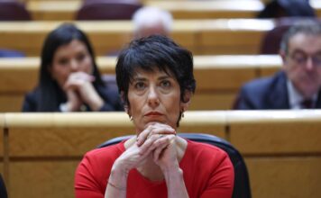 El Gobierno reactiva un observatorio de bajas laborales para combatir el aumento del absentismo | Economía