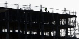 El gasto público en vivienda retrocede por primera vez desde la pandemia | Vivienda | Economía