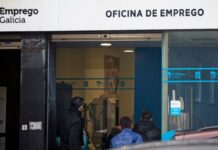 España logra su mejor tasa de paro en 17 años. ¿Quién sigue desempleado? | Economía