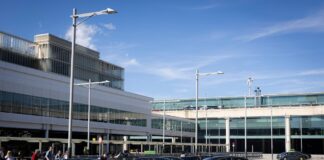 El Supremo considera desproporcionado que los vehículos VTC remitan un listado de precios a la Administración pública | Economía