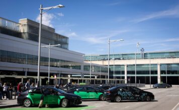 El Supremo considera desproporcionado que los vehículos VTC remitan un listado de precios a la Administración pública | Economía