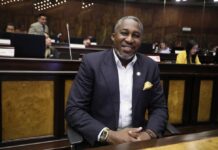 Presentan queja contra el asambleísta Roberto Cuero por presuntos actos de intimidación y agresión verbal | Política | Noticias