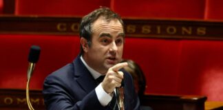 Los inversores giran hacia Europa: el presupuesto francés y Trump aceleran la caída de las primas de riesgo | Mercados Financieros