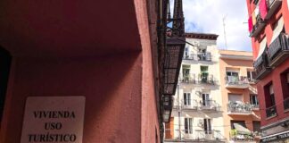 Fedea recomienda más coordinación entre administraciones para enfrentar el auge del alquiler turístico | Vivienda | Economía