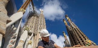Los jubilados que compatibilizan salario y pensión tras cumplir la edad de jubilación crecieron un 9% en 2025 | Economía