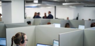 Cómo sobrevivir a un trabajo que se queda obsoleto por la IA | Negocios