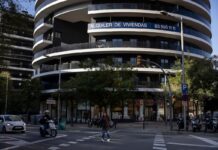 Claves del acuerdo para limitar las compras de vivienda en Cataluña: a quién afecta y cómo | Noticias de Cataluña