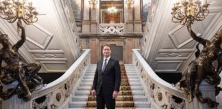 Källenius (Mercedes-Benz): “España practica medidas diferentes a las europeas con el automóvil. Y parece que están dando resultado” | Economía