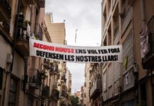 Consumo informa por carta a 13 inmobiliarias y fondos de que la prórroga de los alquileres es obligatoria | Economía