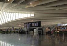 Aena se revuelve contra el acuerdo para que País Vasco participe en la gestión de tres aeropuertos y analiza medidas jurídicas | Economía