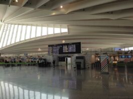 Aena se revuelve contra el acuerdo para que País Vasco participe en la gestión de tres aeropuertos y analiza medidas jurídicas | Economía