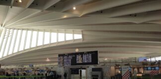 Aena se revuelve contra el acuerdo para que País Vasco participe en la gestión de tres aeropuertos y analiza medidas jurídicas | Economía