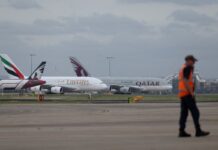 La crisis en Oriente Próximo suma ya alrededor del 80% de los vuelos cancelados entre España y cinco países de la región | Economía