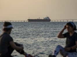 Vender al mejor postor: así se fija el precio en el multimillonario mercado del petróleo | Economía