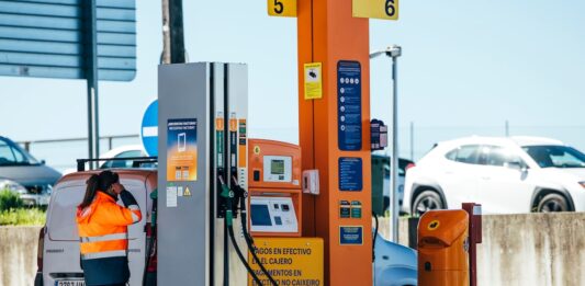 El Banco de España advierte de que la inflación llegaría al 6% en el peor escenario de la guerra | Economía