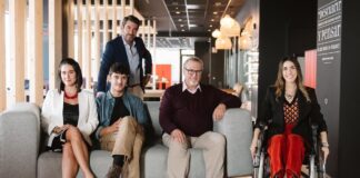 Arturo Valls, en estado puro: la miniserie del momento, en un ‘work café’ | Economía