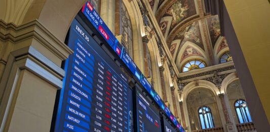 Un tercio de las multinacionales españolas paga menos del 15% de sus beneficios en impuestos | Economía