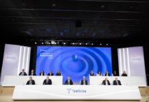 La junta de Telefónica oficializará este jueves la salida del BBVA del consejo | Economía nacional e internacional