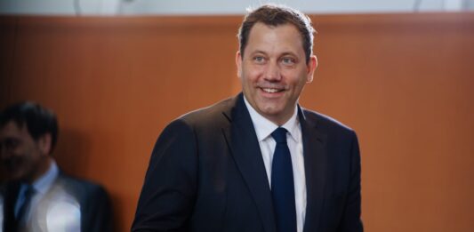 El ministro de Finanzas de Alemania presenta un plan de reformas para que la gente trabaje más | Economía