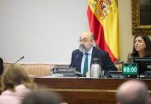 El presidente de Adif califica de “infamia” las acusaciones de que se han ocultado pruebas en el accidente de Adamuz | Economía