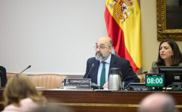 El presidente de Adif califica de “infamia” las acusaciones de que se han ocultado pruebas en el accidente de Adamuz | Economía