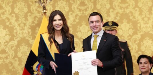 Kristi Noem destaca trabajo conjunto con Ecuador en el combate al narcoterrorismo y el desarrollo económico | Política | Noticias
