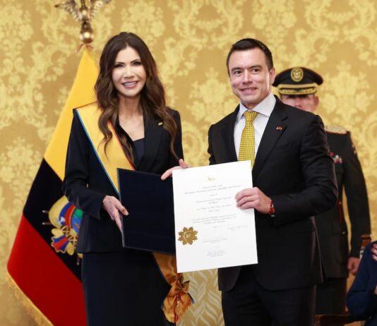 Kristi Noem destaca trabajo conjunto con Ecuador en el combate al narcoterrorismo y el desarrollo económico | Política | Noticias