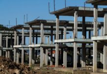 BBVA advierte que la guerra complicará aún más la construcción de vivienda | Vivienda | Economía