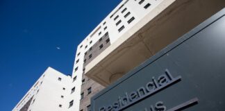 La privatización de la vivienda protegida se abre paso en Madrid y la Comunidad Valenciana | Vivienda | Economía