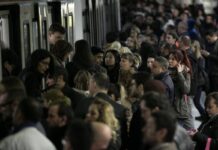 El Constitucional prohíbe el “esquirolaje tecnológico” de las empresas para reducir el impacto de una huelga | Economía