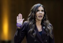 Daniel Noboa condecoró a Kristi Noem con la Orden Nacional Al Mérito por su aporte en cooperación bilateral | Política | Noticias