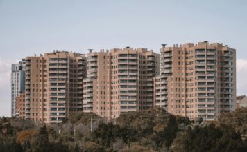 La guerra en Irán provoca la mayor subida diaria del euríbor en 18 años | Vivienda | Economía