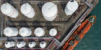 Claves sobre la mayor liberación de reservas de petróleo de la historia: ¿Estabilizará los precios? ¿Será suficiente? | Economía