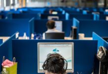 Récord en la demanda de empleo en Infojobs: hay 56 candidatos por oferta | Economía