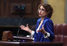 Hacienda corrige el impuesto de grandes fortunas para acabar con la discriminación fiscal a no residentes | Economía