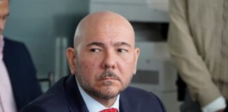 Ministro de Defensa asegura que se acatará dictamen de la Corte Constitucional sobre el toque de queda y garantizará movilidad de la prensa y servidores judiciales | Política | Noticias
