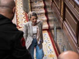 Los choques por el registro horario complican el camino legal de la norma de Yolanda Díaz | Economía