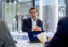 El BBVA vende su filial en Rumanía al banco austriaco Raiffeisen por 591 millones de euros | Empresas