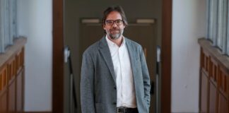 Renfe supera cinco años de pérdidas al ganar 50 millones en 2025 | Empresas