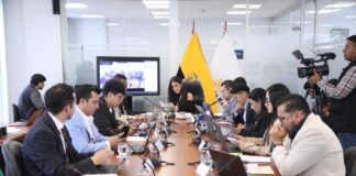Comisión legislativa inicia seguimiento a la Ley de Datos Civiles tras sentencia sobre posibilidad de cambio de género en cédula de adolescentes | Política | Noticias