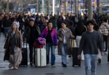 España tiene una oportunidad: marcar las reglas del turismo global | Opinión