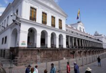 Ecuador reafirma que no se han dado bombardeos en territorio colombiano, tras declaración de presidente Petro | Política | Noticias