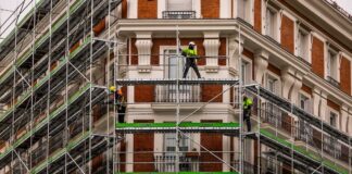 Ricos para siempre y pobres estancados: la movilidad de ingresos en España se atasca en los extremos | Economía