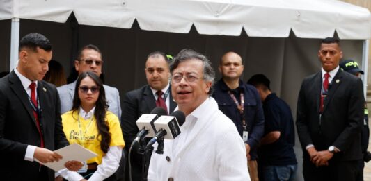 Gustavo Petro ordena a su embajadora en Ecuador regresar ‘de inmediato’ a Bogotá | Internacional | Noticias
