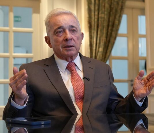 Álvaro Uribe, expresidente de Colombia: Me parece muy útil que Ecuador esté en el Escudo de las Américas | Política | Noticias