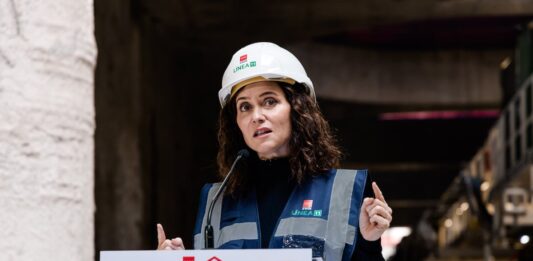 El Gobierno denuncia la nueva ley de urbanismo de Ayuso por favorecer los “pelotazos” | Economía