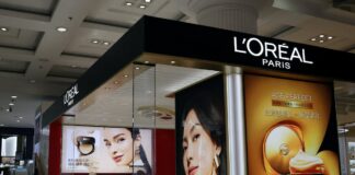 El brillo de L’Oréal avivará el FOMO en las fusiones del lujo | Opinión