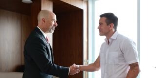 Administrador de la DEA se reúne con Daniel Noboa y John Reimberg para fortalecer la cooperación contra el narcotráfico | Ecuador | Noticias