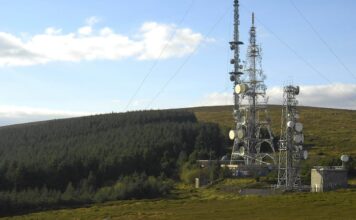 La disputa por las torres de ‘telecos’ italianas podría replicarse en Europa | Opinión